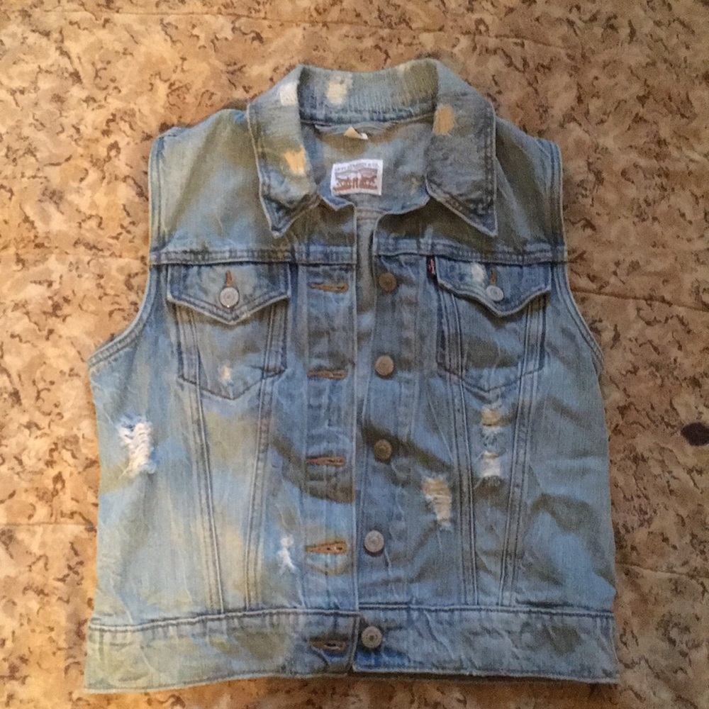 New without tags Levi jean vest!